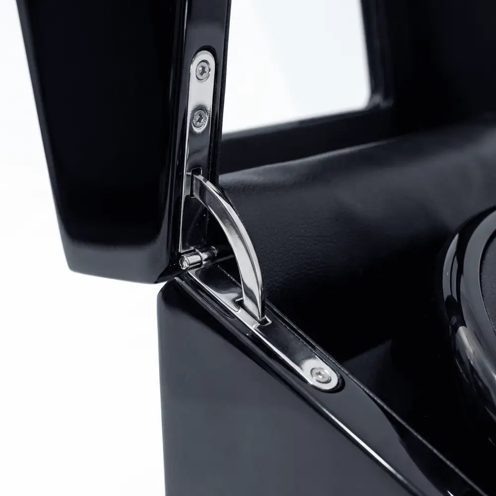 Remontoir double pour 2 montres automatiques en bois - montre installée